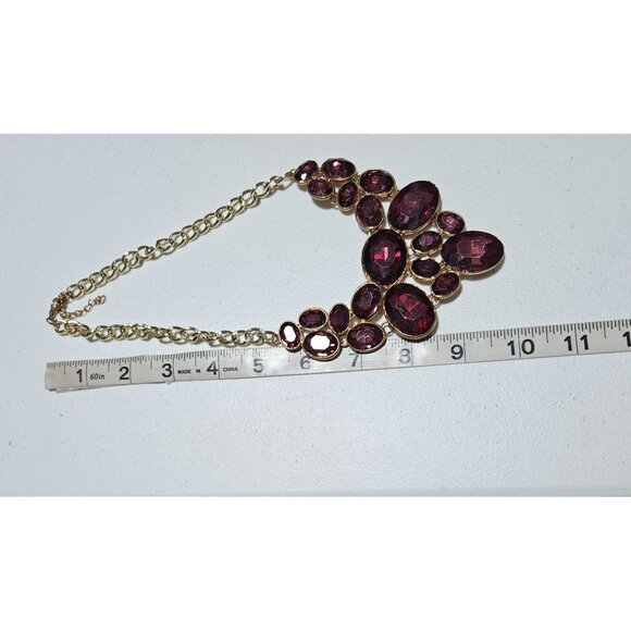 Elegant Large Faceted Red Gemstones Bib Necklace Gold Tone Chain Statement - Picture 5 of 6
